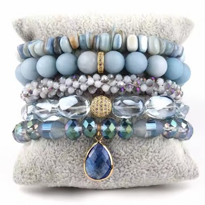 Üveg ékszer kézművesség